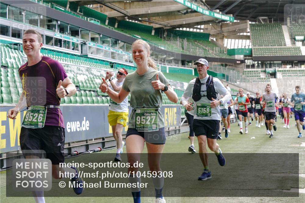 13.09.2026 - 21. swb-Marathon Bremen Michael Burmester http://msf.ph/oto/10459308 13.09.2026 13:11:57 Laufen im Stadion 118, 265, 373, 514, 581, 703, 843, 984, 1113, 1226, 1286, 1334, 1435, 1738, 1849, 1851, 1936, 1952, 1967, 2005, 2248, 2281, 2299, 2330, 2333, 2336, 2353, 2375, 2377, 2398, 2426, 2432, 2443, 2505, 2531, 2589, 2654, 2659, 2669, 2673, 2765, 2784, 2804, 2815, 2819, 2822, 2836, 2850, 2895, 2907, 2963, 2966, 2975, 2976, 3026, 3027, 3079, 3082, 3143, 3155, 3159, 3174, 3207, 3208, 3308, 3328, 3349, 3352, 3370, 3409, 3434, 3470, 3549, 551 meine-sportfotos.de