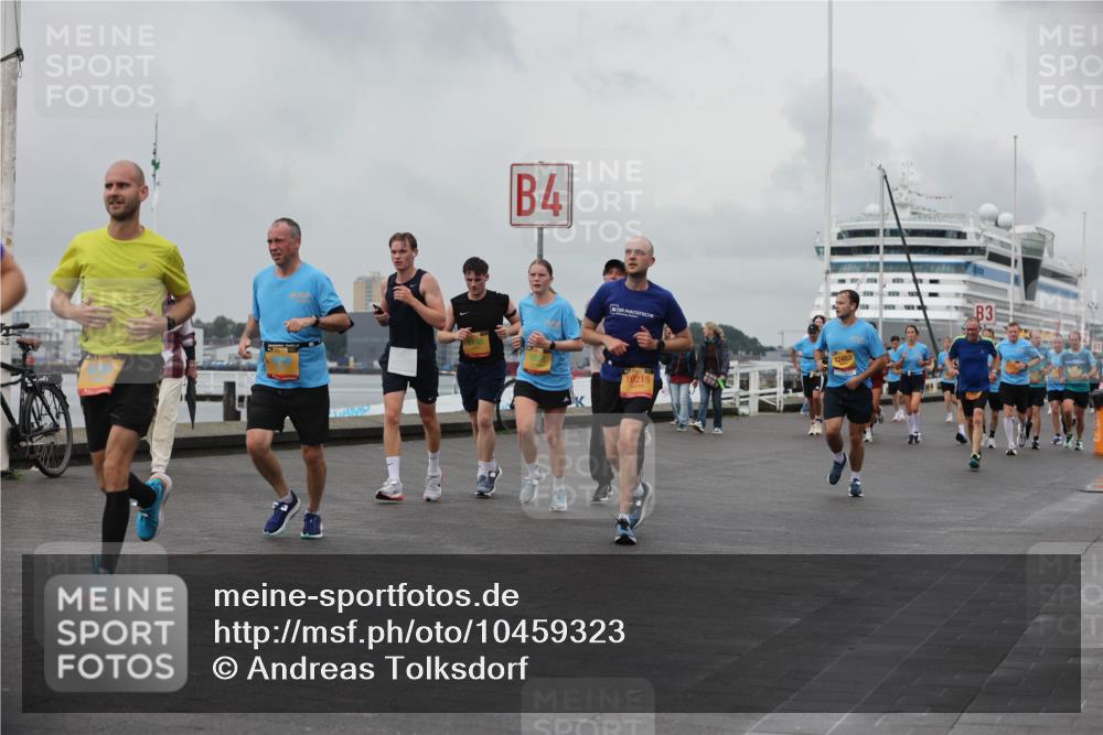 13.09.2026 - Kiel Lauf Andreas Tolksdorf http://msf.ph/oto/10459323 13.09.2026 12:00:19 Kiellinie 4, 10219, 12483, 117, 3 meine-sportfotos.de