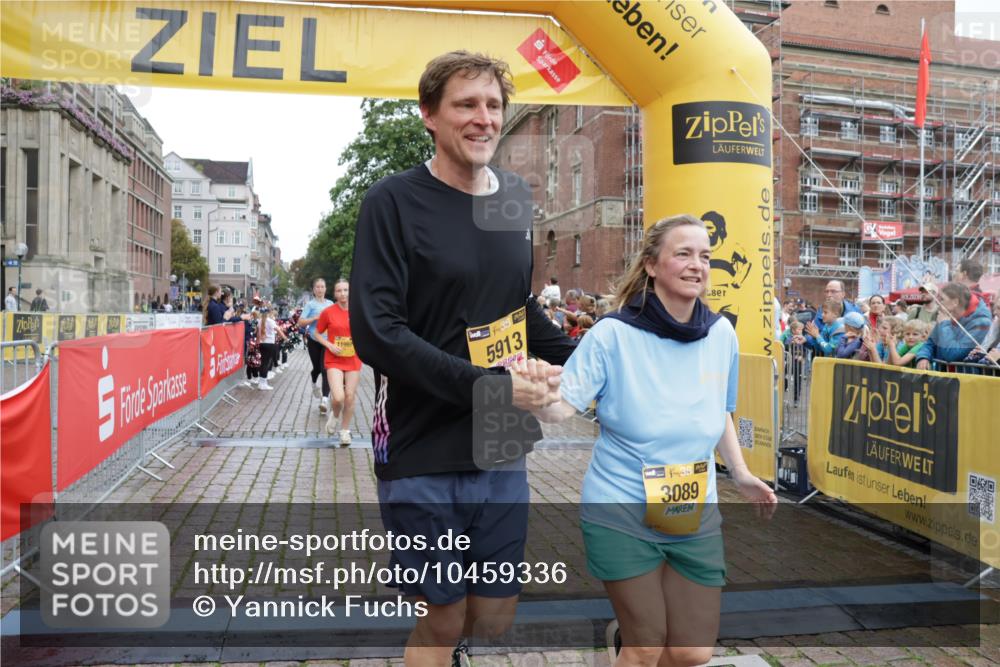 13.09.2026 - Kiel Lauf Yannick Fuchs http://msf.ph/oto/10459336 13.09.2026 09:51:28 Ziel 840, 940, 956, 2483, 3089, 3674, 4615, 4822, 4907, 5731, 5913, 6057, 6363, 6648, 8150, 11143, 11233, 11494, 11552, 11852, 11997, 232, 249, 468, 763, 764, 940, 1373, 1776, 1949, 2056, 2466, 2777, 3723, 4217, 5445, 6009, 6115, 6118, 6138, 6794, 6829, 6923, 7449, 7528, 9551, 10626, 11047, 11141, 12103, 12727, 12834, 714, 1309, 1967, 1999, 2002, 5595, 6188, 7302, 7622, 8097, 9829, 9833, 11173, 12107, 763, 1373, 1949, 5235, 6138, 6336, 6647, 6829, 6893, 7449, 8405, 9551, 11652 meine-sportfotos.de