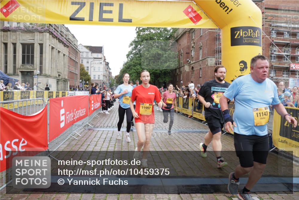 13.09.2026 - Kiel Lauf Yannick Fuchs http://msf.ph/oto/10459375 13.09.2026 09:51:30 Ziel 714, 840, 2483, 3089, 3674, 4615, 4822, 4907, 5731, 5913, 6057, 6363, 6648, 8097, 8150, 11143, 11233, 11494, 11552, 11852, 11997, 12107, 232, 249, 468, 764, 940, 956, 1373, 1776, 1949, 2056, 2466, 2777, 3723, 4217, 5445, 6009, 6115, 6118, 6138, 6794, 6923, 7528, 9551, 10626, 11047, 11141, 12103, 12727, 12834, 1309, 1967, 1999, 2002, 5595, 6188, 7302, 7622, 9829, 9833, 11173, 468, 763, 1373, 1949, 5235, 6138, 6336, 6647, 6829, 6893, 7449, 9551, 11652 meine-sportfotos.de