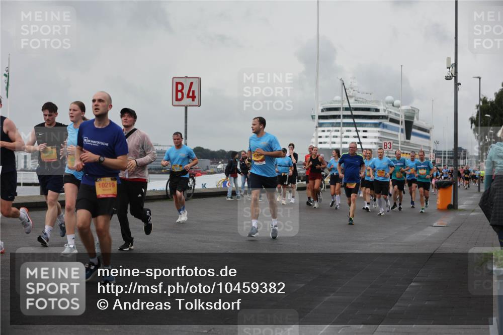 13.09.2026 - Kiel Lauf Andreas Tolksdorf http://msf.ph/oto/10459382 13.09.2026 12:00:21 Kiellinie 146, 10219, 4, 3 meine-sportfotos.de