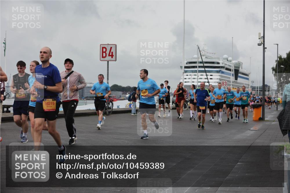 13.09.2026 - Kiel Lauf Andreas Tolksdorf http://msf.ph/oto/10459389 13.09.2026 12:00:21 Kiellinie 41, 39, 10219, 4, 12483, 3 meine-sportfotos.de
