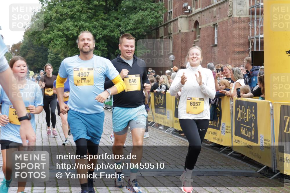 13.09.2026 - Kiel Lauf Yannick Fuchs http://msf.ph/oto/10459510 13.09.2026 09:51:36 Ziel 714, 840, 2483, 3674, 4615, 4822, 4907, 5595, 6057, 6648, 7622, 8097, 8150, 11173, 11233, 11494, 11552, 12107, 232, 249, 940, 956, 1776, 2056, 2466, 2483, 2777, 3089, 4217, 5445, 5731, 5913, 6009, 6115, 6118, 6363, 6923, 7528, 8150, 10626, 11047, 11143, 11852, 11997, 803, 1100, 1309, 1967, 1999, 2002, 4230, 6188, 7007, 7302, 9829, 9833, 10048, 11834, 12630, 249, 468, 763, 764, 1373, 1776, 1949, 2056, 3723, 6115, 6118, 6138, 6794, 6829, 7449, 7528, 9551 meine-sportfotos.de