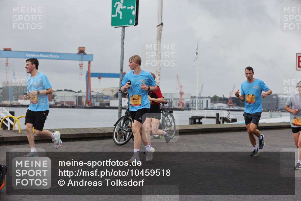 13.09.2026 - Kiel Lauf Andreas Tolksdorf http://msf.ph/oto/10459518 13.09.2026 12:00:34 Kiellinie 536, 4428, 3197, 9753 meine-sportfotos.de