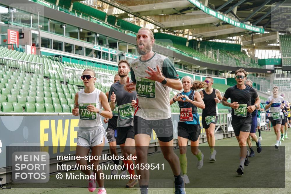 13.09.2026 - 21. swb-Marathon Bremen Michael Burmester http://msf.ph/oto/10459541 13.09.2026 12:54:39 Laufen im Stadion 145, 161, 189, 201, 205, 313, 376, 385, 388, 461, 472, 481, 495, 541, 560, 615, 616, 666, 675, 696, 740, 755, 816, 827, 982, 1053, 1076, 1197, 1207, 1390, 1419, 1433, 1445, 1468, 1551, 1599, 1631, 1658, 1664, 1707, 1814, 2055, 2125, 2234, 2251, 2280, 2362, 2383, 2390, 2401, 2422, 2454, 2474, 2499, 2623, 2701, 2733, 2801, 2824, 2870, 2882, 2913, 2922, 2962, 2971, 2997, 3012, 3054, 3134, 3175, 3206, 3241, 3246, 3346, 3356, 3357, 3413, 3706, 3716, 3836, 4137 meine-sportfotos.de