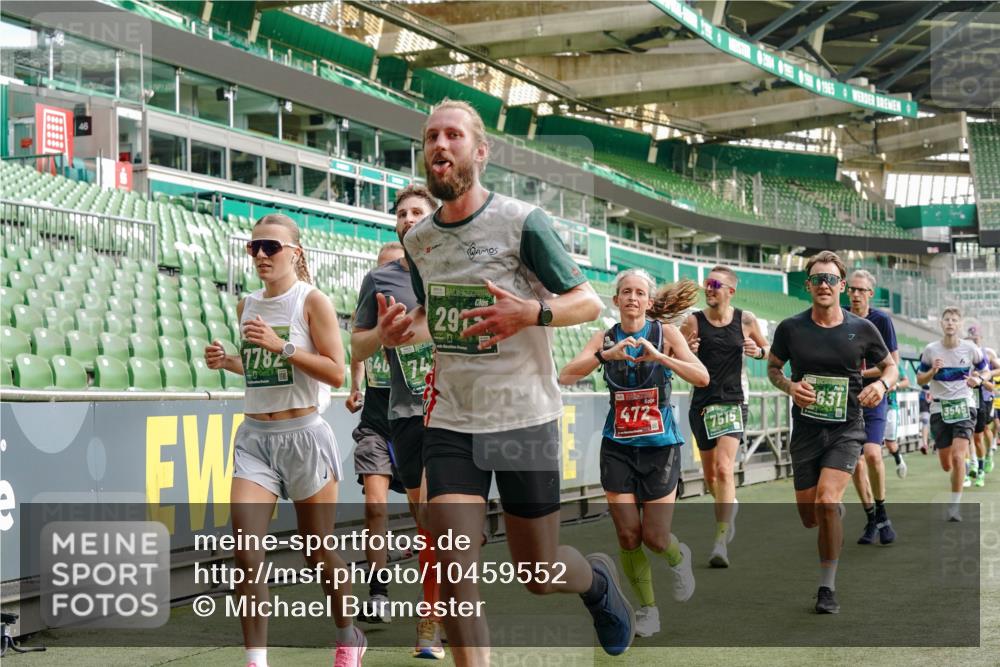 13.09.2026 - 21. swb-Marathon Bremen Michael Burmester http://msf.ph/oto/10459552 13.09.2026 12:54:39 Laufen im Stadion 145, 161, 189, 201, 205, 313, 376, 385, 388, 461, 472, 481, 495, 541, 560, 615, 616, 666, 675, 696, 740, 755, 816, 827, 982, 1053, 1076, 1197, 1207, 1390, 1419, 1433, 1445, 1468, 1551, 1599, 1631, 1658, 1664, 1707, 1814, 2055, 2125, 2234, 2251, 2280, 2362, 2383, 2390, 2401, 2422, 2454, 2474, 2499, 2623, 2701, 2733, 2801, 2824, 2870, 2882, 2913, 2922, 2962, 2971, 2997, 3012, 3054, 3134, 3175, 3206, 3241, 3246, 3346, 3356, 3357, 3413, 3706, 3716, 3836, 4137 meine-sportfotos.de