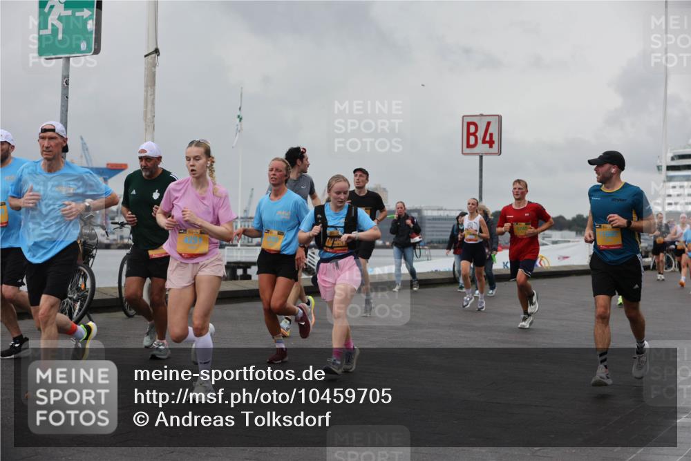 13.09.2026 - Kiel Lauf Andreas Tolksdorf http://msf.ph/oto/10459705 13.09.2026 12:00:39 Kiellinie 4 meine-sportfotos.de