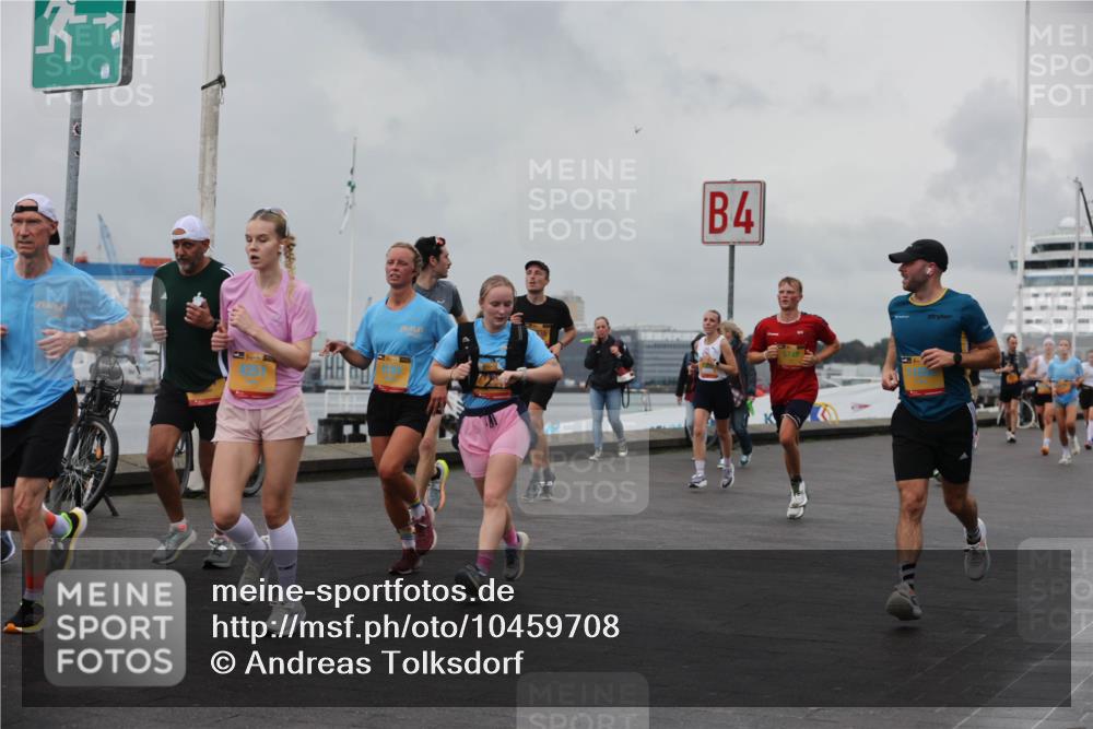 13.09.2026 - Kiel Lauf Andreas Tolksdorf http://msf.ph/oto/10459708 13.09.2026 12:00:39 Kiellinie 4 meine-sportfotos.de