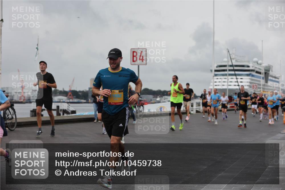 13.09.2026 - Kiel Lauf Andreas Tolksdorf http://msf.ph/oto/10459738 13.09.2026 12:00:40 Kiellinie 4, 382, 1692 meine-sportfotos.de