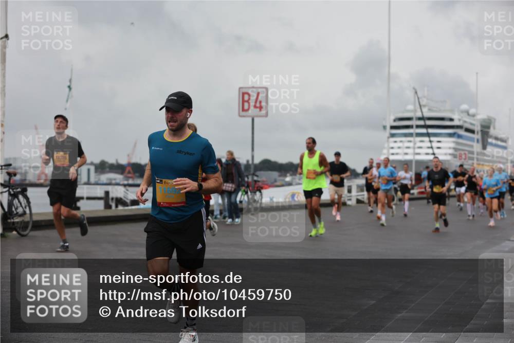 13.09.2026 - Kiel Lauf Andreas Tolksdorf http://msf.ph/oto/10459750 13.09.2026 12:00:41 Kiellinie 12335, 39, 4 meine-sportfotos.de