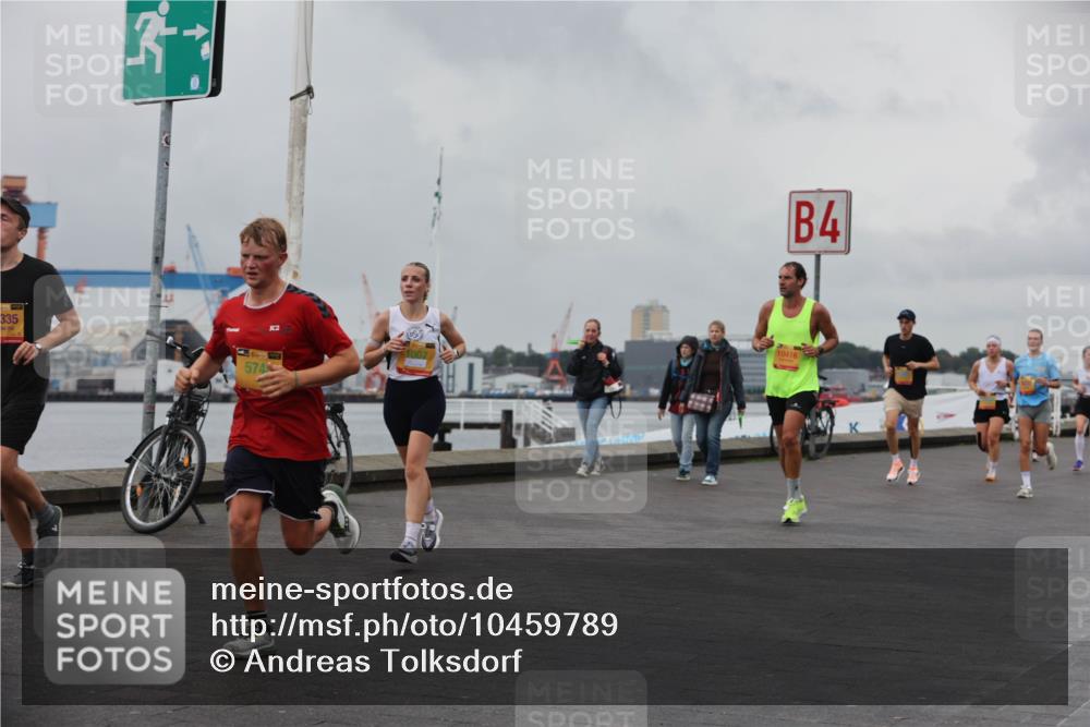 13.09.2026 - Kiel Lauf Andreas Tolksdorf http://msf.ph/oto/10459789 13.09.2026 12:00:42 Kiellinie 335, 574, 1007, 10416, 4 meine-sportfotos.de