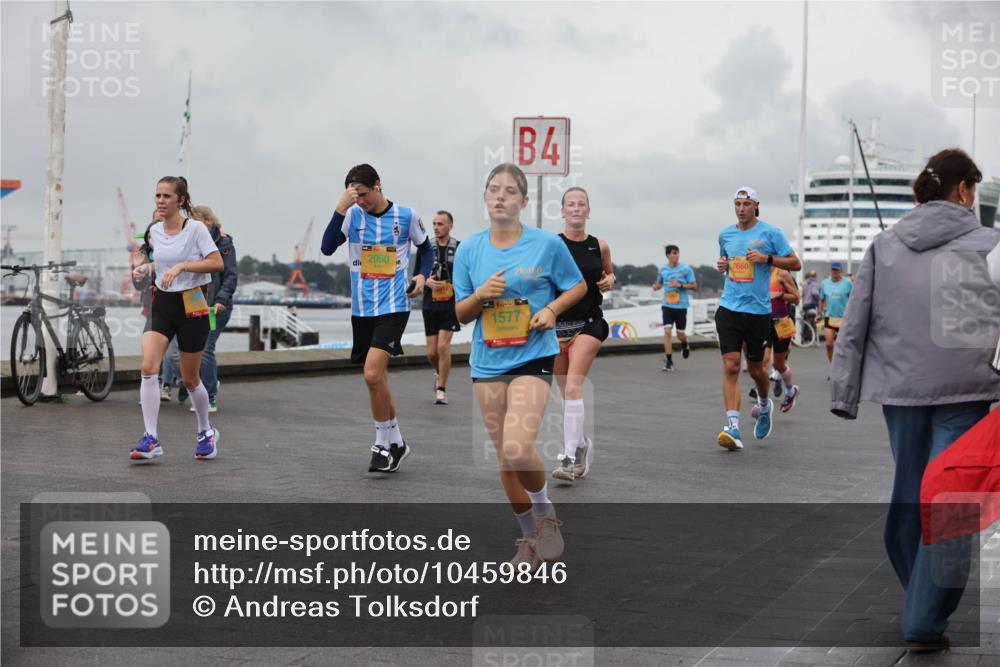 13.09.2026 - Kiel Lauf Andreas Tolksdorf http://msf.ph/oto/10459846 13.09.2026 12:00:49 Kiellinie 2060, 4, 41, 394, 1577, 7660 meine-sportfotos.de