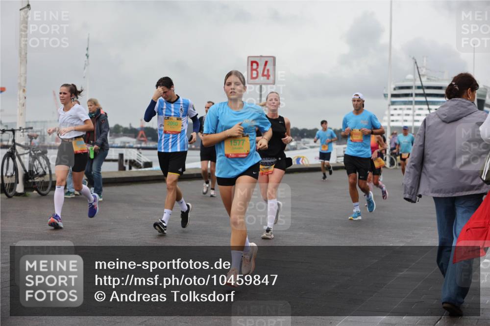 13.09.2026 - Kiel Lauf Andreas Tolksdorf http://msf.ph/oto/10459847 13.09.2026 12:00:49 Kiellinie 2060, 1577, 4, 7660 meine-sportfotos.de