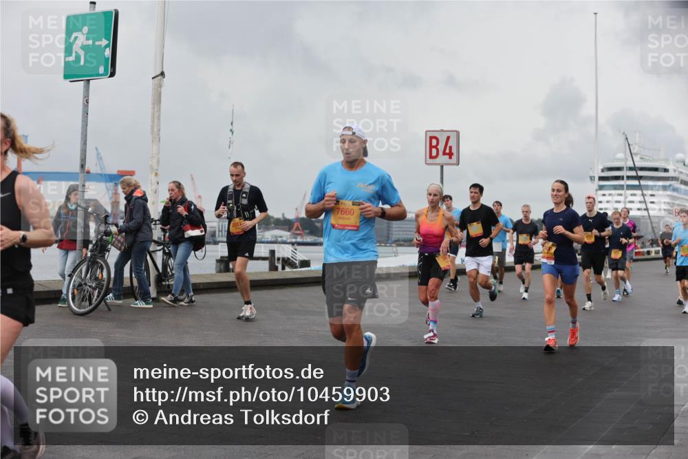 13.09.2026 - Kiel Lauf Andreas Tolksdorf http://msf.ph/oto/10459903 13.09.2026 12:00:52 Kiellinie  meine-sportfotos.de