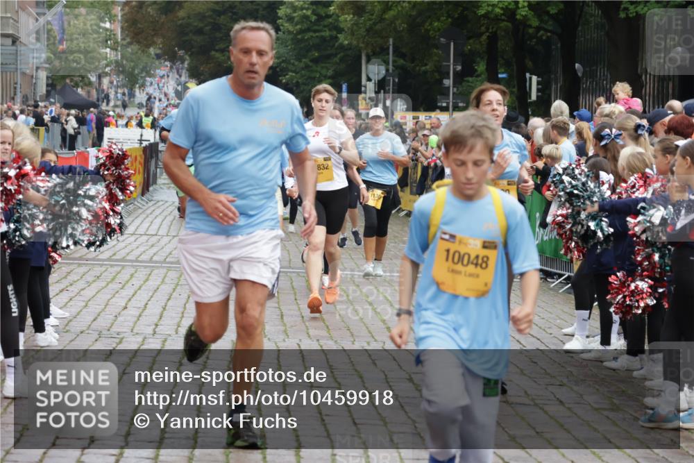 13.09.2026 - Kiel Lauf Yannick Fuchs http://msf.ph/oto/10459918 13.09.2026 09:51:57 Ziel 803, 896, 1100, 1309, 1899, 4230, 7007, 7302, 10048, 11300, 11444, 11445, 11832, 11834, 12630, 714, 840, 1309, 1967, 1999, 2002, 2483, 3089, 3674, 4615, 4822, 4907, 5595, 5913, 6057, 6188, 6363, 6648, 7302, 7622, 8097, 8150, 9829, 9833, 11143, 11173, 11233, 11494, 11552, 11997, 12107, 3476, 3832, 4132, 4166, 4666, 4883, 6471, 6625, 6867, 7347, 7494, 8729, 9616, 10371, 10620, 11580, 12068, 940, 956, 2466, 3089, 5731, 5913, 6363, 11143, 11852 meine-sportfotos.de