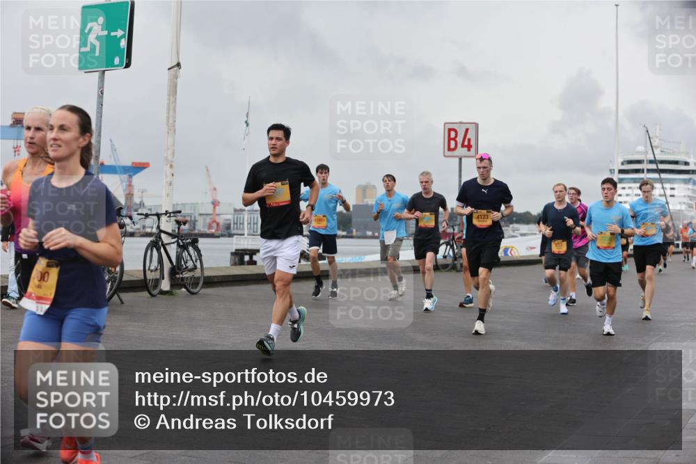 13.09.2026 - Kiel Lauf Andreas Tolksdorf http://msf.ph/oto/10459973 13.09.2026 12:00:54 Kiellinie 4 meine-sportfotos.de