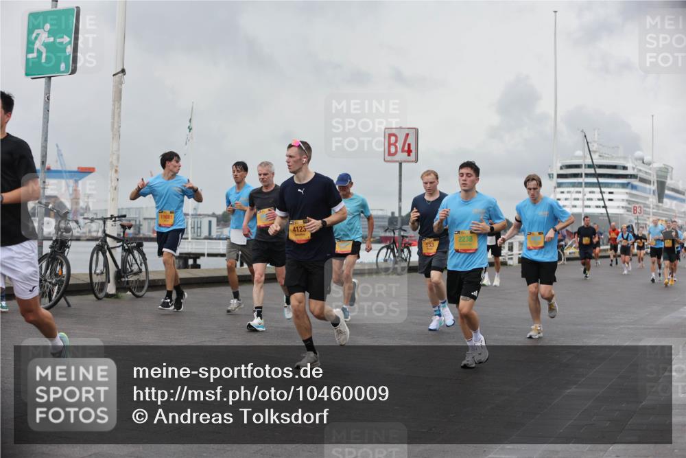 13.09.2026 - Kiel Lauf Andreas Tolksdorf http://msf.ph/oto/10460009 13.09.2026 12:00:55 Kiellinie 11681, 4123, 4, 553, 2238, 3 meine-sportfotos.de
