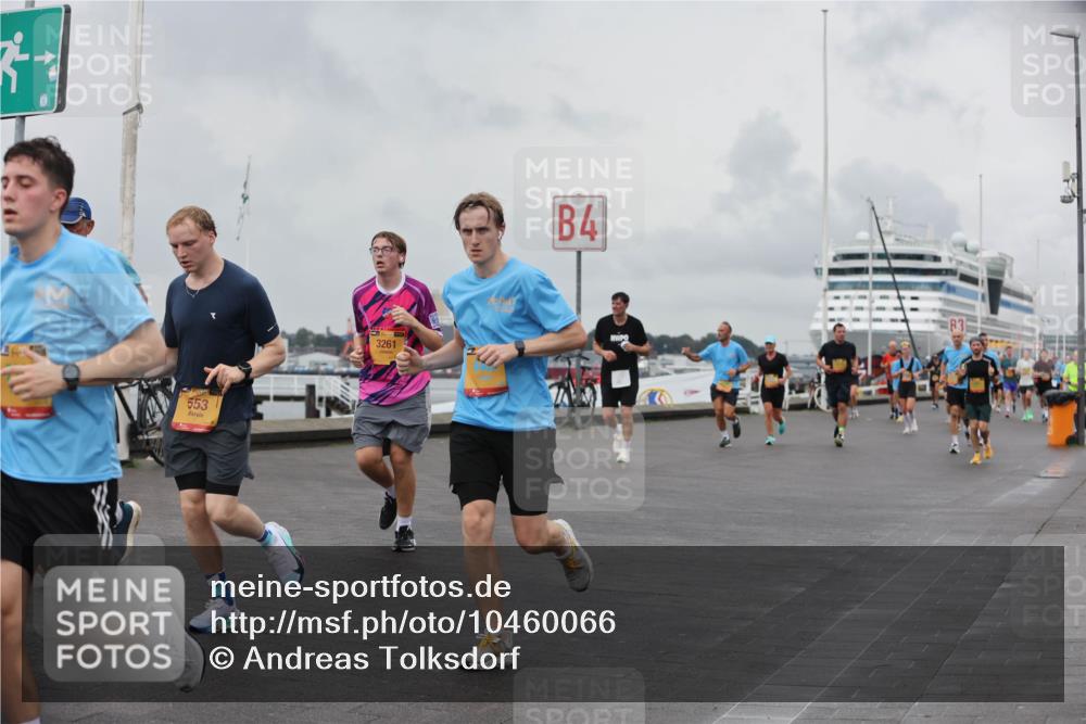 13.09.2026 - Kiel Lauf Andreas Tolksdorf http://msf.ph/oto/10460066 13.09.2026 12:00:58 Kiellinie 553, 4, 3261, 3 meine-sportfotos.de