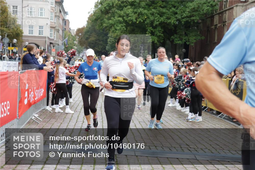 13.09.2026 - Kiel Lauf Yannick Fuchs http://msf.ph/oto/10460176 13.09.2026 09:52:11 Ziel 896, 1899, 3476, 3832, 4132, 4166, 4666, 4883, 6471, 6625, 6867, 7347, 7494, 8729, 9616, 10371, 10620, 11300, 11444, 11580, 12068, 803, 896, 1100, 1309, 1899, 1967, 1999, 2002, 4230, 5595, 6188, 7007, 7302, 7622, 9829, 9833, 10048, 11173, 11445, 11832, 11834, 12630, 180, 2157, 2924, 5032, 5736, 6432, 6679, 7719, 7742, 8992, 9892, 10259, 10746, 11130, 714, 840, 3674, 4822, 4907, 5595, 6057, 6648, 7622, 8097, 11233, 11494, 12107 meine-sportfotos.de