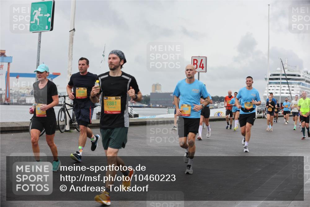 13.09.2026 - Kiel Lauf Andreas Tolksdorf http://msf.ph/oto/10460223 13.09.2026 12:01:05 Kiellinie 4544, 2881, 34 meine-sportfotos.de
