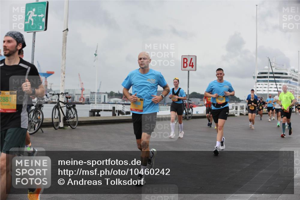 13.09.2026 - Kiel Lauf Andreas Tolksdorf http://msf.ph/oto/10460242 13.09.2026 12:01:06 Kiellinie 39, 2881, 4 meine-sportfotos.de
