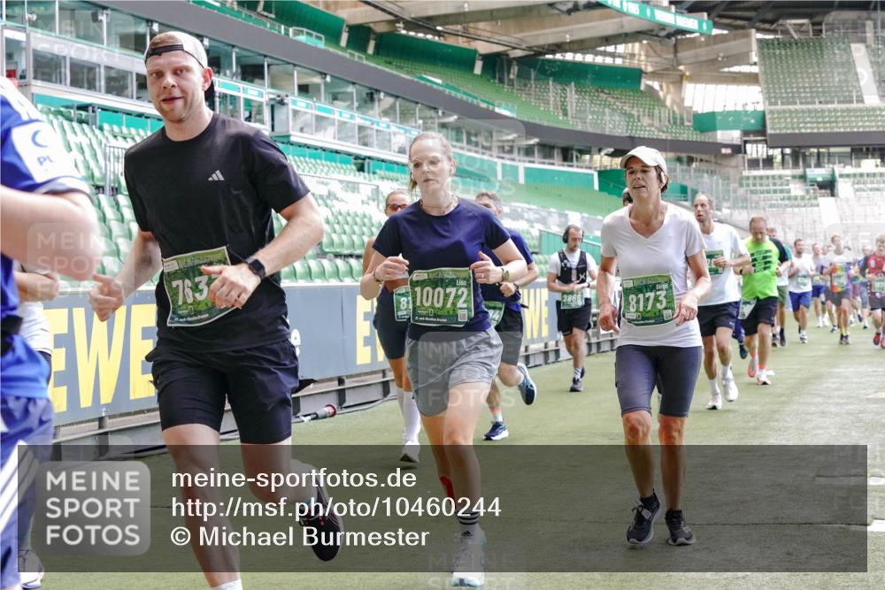 13.09.2026 - 21. swb-Marathon Bremen Michael Burmester http://msf.ph/oto/10460244 13.09.2026 13:12:07 Laufen im Stadion 118, 265, 373, 514, 581, 703, 843, 984, 1113, 1226, 1286, 1334, 1435, 1849, 1851, 1936, 1952, 2005, 2248, 2264, 2281, 2299, 2330, 2336, 2353, 2375, 2377, 2398, 2426, 2443, 2478, 2505, 2531, 2589, 2659, 2669, 2673, 2684, 2765, 2784, 2804, 2815, 2822, 2836, 2850, 2860, 2895, 2907, 2963, 2966, 2975, 2976, 3026, 3027, 3079, 3082, 3143, 3155, 3159, 3174, 3207, 3293, 3308, 3328, 3349, 3352, 3409, 3434, 3549, 551 meine-sportfotos.de