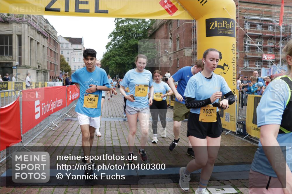 13.09.2026 - Kiel Lauf Yannick Fuchs http://msf.ph/oto/10460300 13.09.2026 09:52:18 Ziel 180, 2924, 3476, 3832, 4166, 4666, 4883, 5032, 6471, 6625, 6867, 7347, 7494, 7719, 8992, 10371, 10620, 11130, 11580, 12068, 803, 896, 1100, 1309, 1899, 1967, 1999, 2002, 4132, 4230, 6188, 7007, 7302, 8729, 9616, 9829, 10048, 11300, 11444, 11445, 11580, 11832, 11834, 12630, 918, 919, 2157, 5736, 6432, 6601, 6679, 7742, 7867, 9892, 10259, 10746, 12282, 1967, 1999, 2002, 5595, 6188, 7622, 9829, 9833, 11173 meine-sportfotos.de
