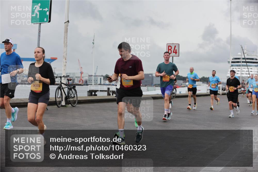 13.09.2026 - Kiel Lauf Andreas Tolksdorf http://msf.ph/oto/10460323 13.09.2026 12:01:13 Kiellinie 39, 3605, 8433, 4, 4134 meine-sportfotos.de