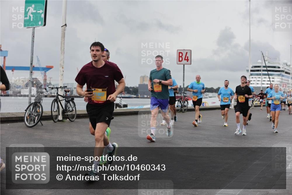 13.09.2026 - Kiel Lauf Andreas Tolksdorf http://msf.ph/oto/10460343 13.09.2026 12:01:13 Kiellinie 8433, 4, 9735, 4134, 3 meine-sportfotos.de