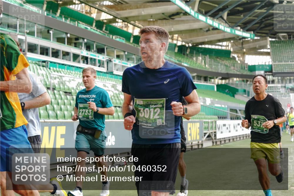 13.09.2026 - 21. swb-Marathon Bremen Michael Burmester http://msf.ph/oto/10460352 13.09.2026 12:54:53 Laufen im Stadion 161, 189, 201, 205, 313, 376, 385, 388, 461, 472, 481, 495, 560, 615, 616, 666, 675, 696, 740, 816, 827, 913, 1053, 1058, 1076, 1197, 1207, 1390, 1419, 1468, 1551, 1599, 1631, 1645, 1658, 1707, 1814, 2055, 2125, 2234, 2251, 2280, 2319, 2362, 2383, 2390, 2454, 2474, 2499, 2623, 2701, 2733, 2801, 2824, 2870, 2882, 2913, 2922, 2962, 2971, 3012, 3054, 3057, 3134, 3175, 3192, 3206, 3241, 3246, 3346, 3356, 3357, 3413, 3706, 3716, 3836, 4137, 5277, 5430, 5530, 6106, 2498, 3085 meine-sportfotos.de