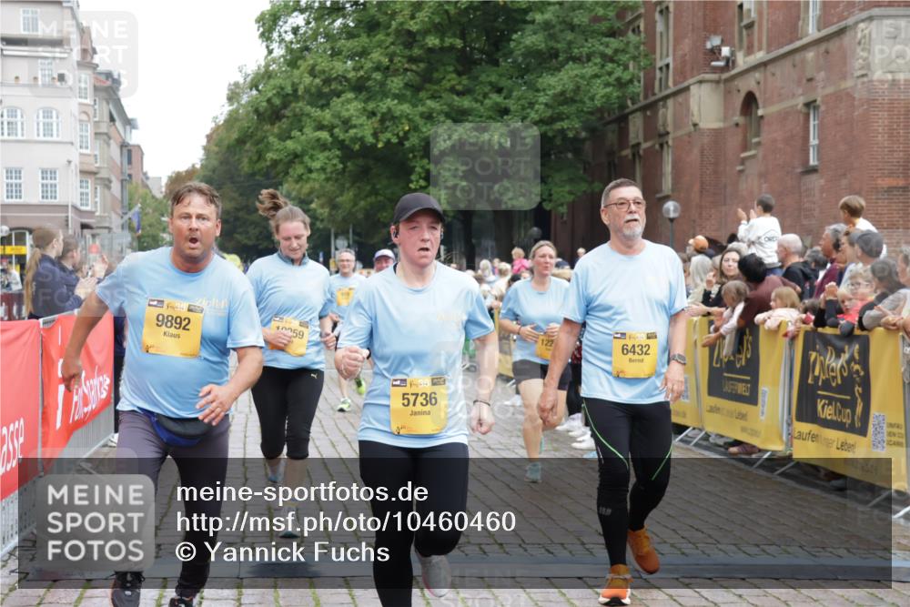 13.09.2026 - Kiel Lauf Yannick Fuchs http://msf.ph/oto/10460460 13.09.2026 09:52:34 Ziel 918, 919, 2157, 4412, 5736, 6432, 6601, 6679, 7742, 7867, 9892, 10259, 10746, 12282, 180, 896, 1899, 2924, 3476, 3832, 4132, 4166, 4666, 4883, 5032, 6471, 6625, 6867, 7347, 7494, 7719, 8729, 8992, 9616, 10371, 10620, 10746, 11130, 11300, 11444, 11445, 11580, 12068, 291, 1092, 1395, 4671, 6241, 6613, 6845, 7394, 8068, 8851, 9345, 9565, 10280, 10798, 12258, 896, 1100, 1899, 4230, 10048, 11300, 11444, 11445, 11832, 12630 meine-sportfotos.de