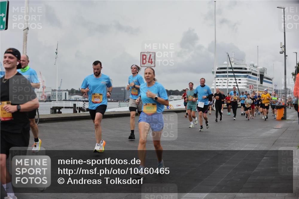 13.09.2026 - Kiel Lauf Andreas Tolksdorf http://msf.ph/oto/10460465 13.09.2026 12:01:17 Kiellinie 9735, 4, 9953, 3 meine-sportfotos.de