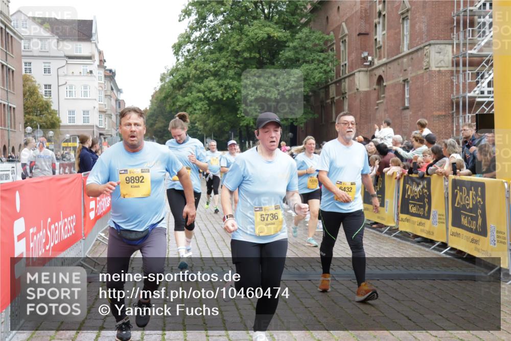13.09.2026 - Kiel Lauf Yannick Fuchs http://msf.ph/oto/10460474 13.09.2026 09:52:34 Ziel 918, 919, 2157, 4412, 5736, 6432, 6601, 6679, 7742, 7867, 9892, 10259, 10746, 12282, 180, 896, 1899, 2924, 3476, 3832, 4132, 4166, 4666, 4883, 5032, 6471, 6625, 6867, 7347, 7494, 7719, 8729, 8992, 9616, 10371, 10620, 10746, 11130, 11300, 11444, 11445, 11580, 12068, 291, 1092, 1395, 4671, 6241, 6613, 6845, 7394, 8068, 8851, 9345, 9565, 10280, 10798, 12258, 896, 1100, 1899, 4230, 10048, 11300, 11444, 11445, 11832, 12630 meine-sportfotos.de