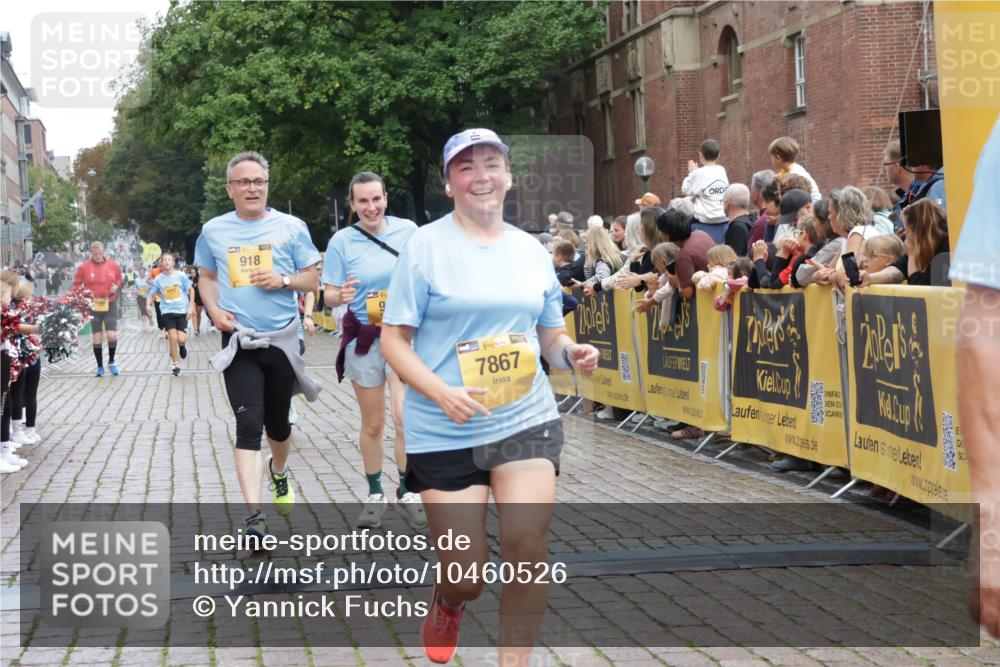 13.09.2026 - Kiel Lauf Yannick Fuchs http://msf.ph/oto/10460526 13.09.2026 09:52:38 Ziel 918, 919, 1092, 4412, 5736, 6432, 6601, 7867, 8068, 9345, 9892, 10259, 10280, 12282, 180, 2157, 2924, 3476, 3832, 4132, 4166, 4666, 4883, 5032, 6471, 6625, 6679, 6867, 7347, 7494, 7719, 7742, 8729, 8992, 9616, 10371, 10620, 10746, 11130, 11580, 12068, 291, 1395, 3581, 4671, 6241, 6613, 6845, 7394, 8851, 9565, 10798, 12258, 896, 1100, 1899, 4132, 8729, 9616, 11300, 11444, 11445, 11832 meine-sportfotos.de