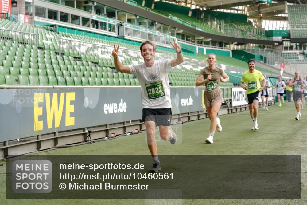 13.09.2026 - 21. swb-Marathon Bremen Michael Burmester http://msf.ph/oto/10460561 13.09.2026 12:54:58 Laufen im Stadion 161, 189, 201, 205, 313, 385, 388, 461, 472, 481, 495, 560, 655, 666, 675, 696, 740, 816, 827, 913, 1053, 1058, 1076, 1197, 1207, 1390, 1419, 1468, 1537, 1551, 1599, 1631, 1645, 1658, 2055, 2125, 2234, 2251, 2319, 2383, 2390, 2474, 2499, 2623, 2701, 2733, 2801, 2824, 2870, 2882, 2913, 2922, 2962, 2971, 3012, 3054, 3057, 3134, 3175, 3192, 3206, 3241, 3246, 3346, 3356, 3357, 3413, 3706, 3716, 3836, 4137, 4413, 4733, 5277, 5430, 5530, 6106, 2498, 3085 meine-sportfotos.de