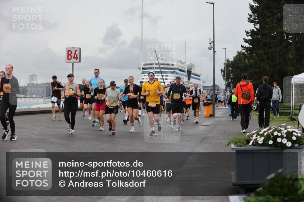 13.09.2026 - Kiel Lauf Andreas Tolksdorf http://msf.ph/oto/10460616 13.09.2026 12:01:23 Kiellinie 4, 11342 meine-sportfotos.de