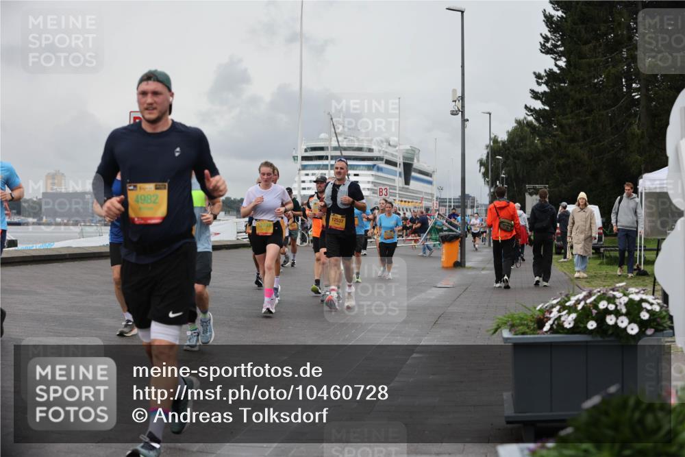 13.09.2026 - Kiel Lauf Andreas Tolksdorf http://msf.ph/oto/10460728 13.09.2026 12:01:28 Kiellinie 4982, 12537, 3 meine-sportfotos.de