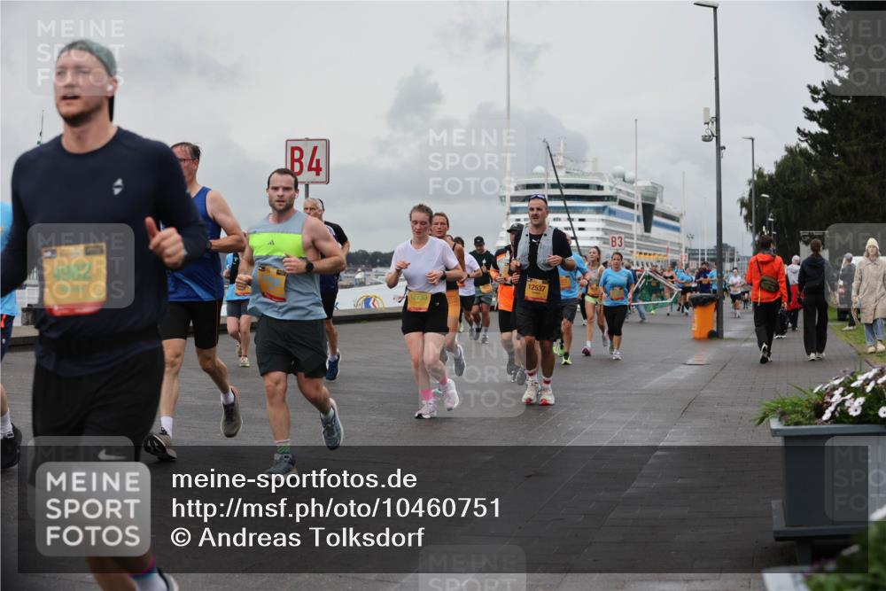 13.09.2026 - Kiel Lauf Andreas Tolksdorf http://msf.ph/oto/10460751 13.09.2026 12:01:28 Kiellinie 4982, 4, 12733, 12537, 3 meine-sportfotos.de