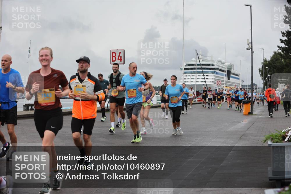 13.09.2026 - Kiel Lauf Andreas Tolksdorf http://msf.ph/oto/10460897 13.09.2026 12:01:32 Kiellinie 4 meine-sportfotos.de