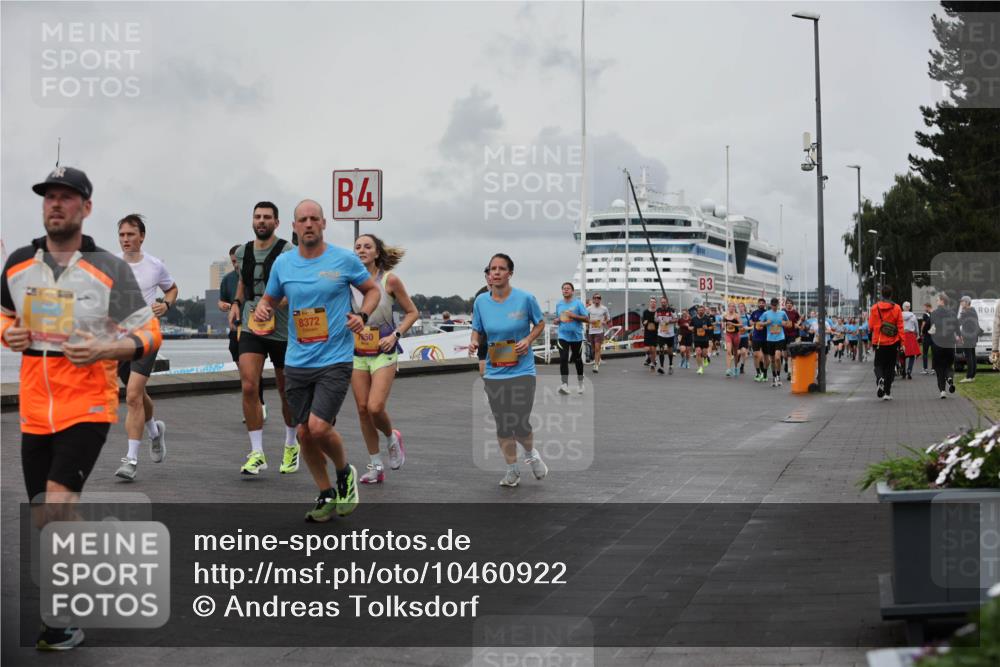13.09.2026 - Kiel Lauf Andreas Tolksdorf http://msf.ph/oto/10460922 13.09.2026 12:01:33 Kiellinie 4, 8372, 7850, 3 meine-sportfotos.de