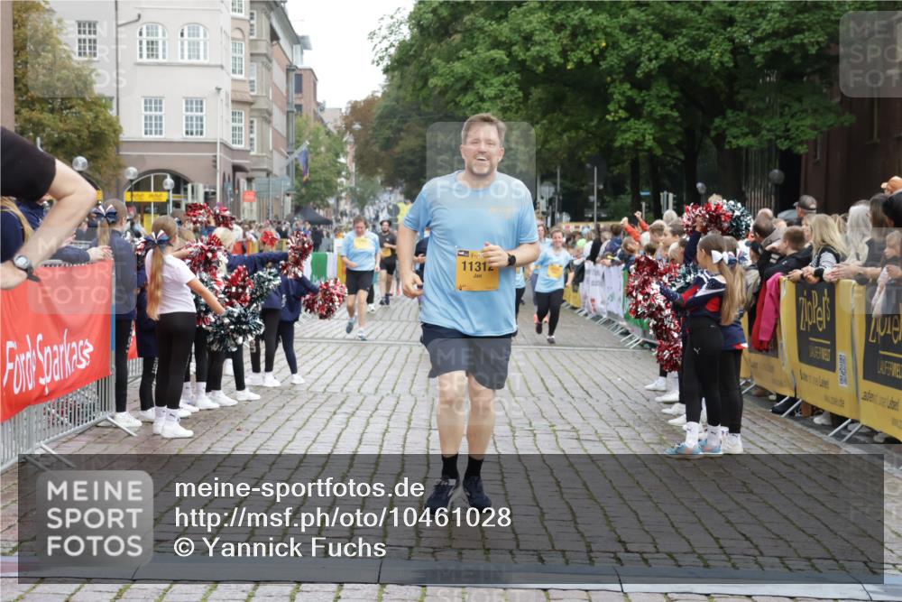 13.09.2026 - Kiel Lauf Yannick Fuchs http://msf.ph/oto/10461028 13.09.2026 09:53:16 Ziel 1718, 2058, 2399, 4920, 7140, 7143, 7495, 9568, 10275, 11312, 12493, 70, 175, 291, 1092, 1395, 2399, 3205, 3581, 4671, 6241, 6613, 6845, 7226, 7394, 8068, 8851, 9565, 9707, 10280, 10798, 12258, 12417, 12468, 761, 802, 1417, 1499, 2886, 2948, 2978, 5779, 5789, 5988, 6180, 7185, 7429, 7541, 7552, 8260, 8353, 10495, 10929, 11059, 11073, 12284, 918, 919, 1092, 4412, 6601, 7867, 8068, 9345, 10280, 10798 meine-sportfotos.de