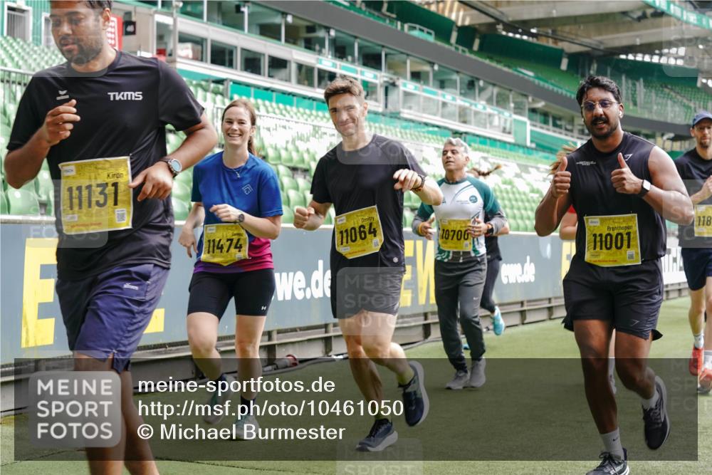 13.09.2026 - 21. swb-Marathon Bremen Michael Burmester http://msf.ph/oto/10461050 13.09.2026 10:34:23 Laufen im Stadion 10018, 10078, 10093, 10147, 10157, 10166, 10177, 10184, 10185, 10211, 10236, 10240, 10254, 10297, 10300, 10355, 10356, 10367, 10368, 10369, 10374, 10383, 10394, 10408, 10415, 10423, 10428, 10460, 10485, 10494, 10528, 10530, 10559, 10578, 10604, 10639, 10668, 10669, 10673, 10677, 10687, 10691, 10699, 10700, 10728, 10745, 10749, 10750, 10772, 10787, 10788, 10794, 10809, 10828, 10857, 10914, 10928, 11126, 11162, 11343, 11803, 11965, 10146, 10222 meine-sportfotos.de