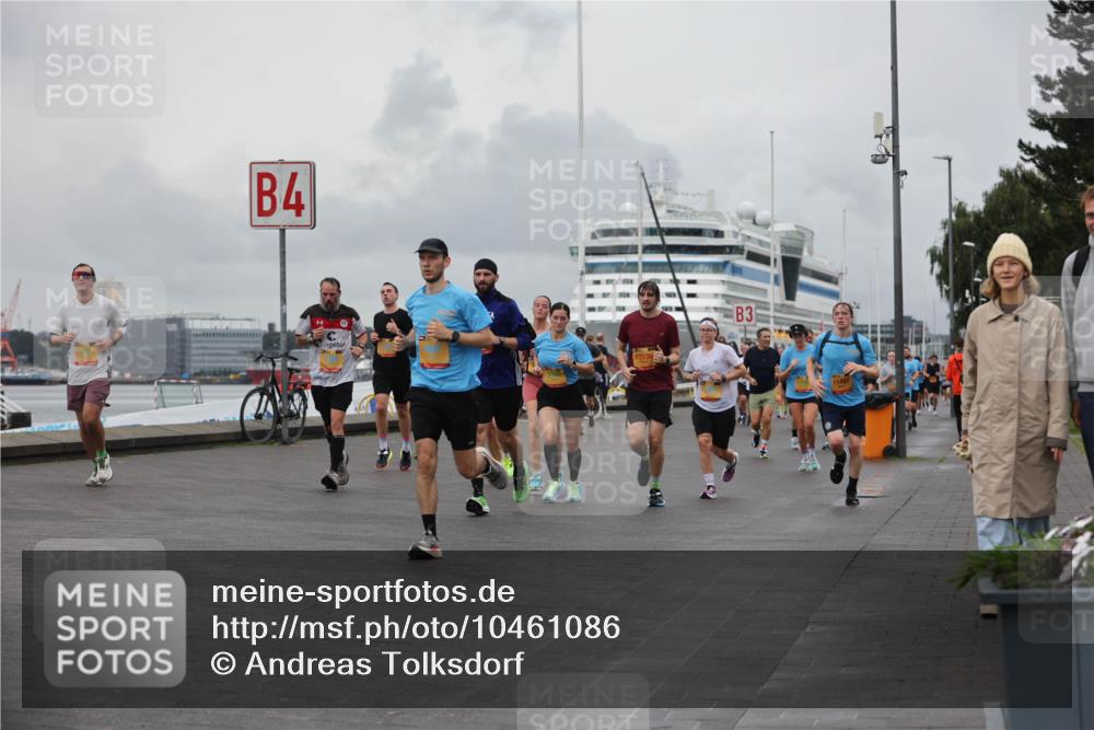 13.09.2026 - Kiel Lauf Andreas Tolksdorf http://msf.ph/oto/10461086 13.09.2026 12:01:41 Kiellinie 4, 3, 11497 meine-sportfotos.de