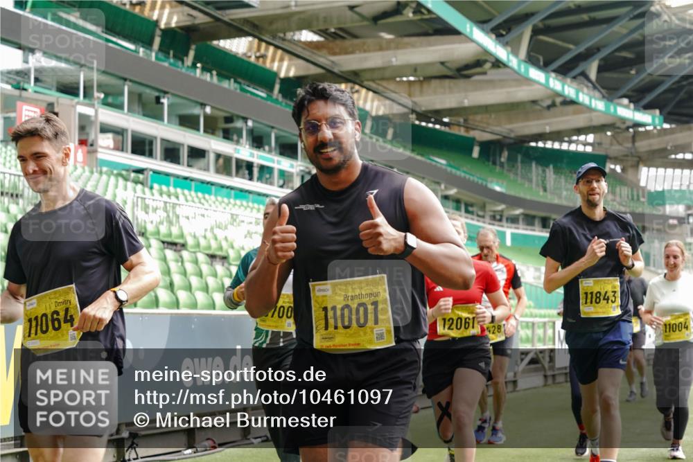 13.09.2026 - 21. swb-Marathon Bremen Michael Burmester http://msf.ph/oto/10461097 13.09.2026 10:34:24 Laufen im Stadion 10018, 10078, 10093, 10147, 10157, 10166, 10177, 10184, 10185, 10211, 10236, 10240, 10254, 10297, 10355, 10356, 10367, 10368, 10369, 10374, 10383, 10394, 10408, 10415, 10423, 10428, 10460, 10485, 10494, 10528, 10530, 10559, 10578, 10604, 10639, 10668, 10669, 10673, 10677, 10687, 10691, 10699, 10700, 10728, 10745, 10749, 10750, 10772, 10787, 10788, 10794, 10809, 10828, 10857, 10914, 10928, 11126, 11162, 11343, 11803, 11965, 10146, 10222 meine-sportfotos.de