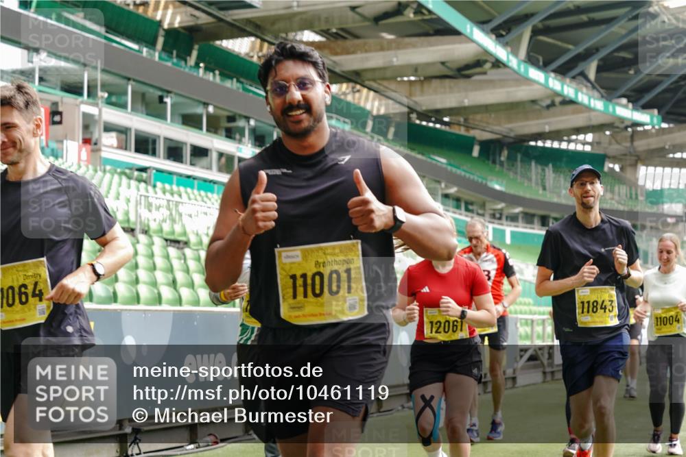 13.09.2026 - 21. swb-Marathon Bremen Michael Burmester http://msf.ph/oto/10461119 13.09.2026 10:34:24 Laufen im Stadion 10018, 10078, 10093, 10147, 10157, 10166, 10177, 10184, 10185, 10211, 10236, 10240, 10254, 10297, 10355, 10356, 10367, 10368, 10369, 10374, 10383, 10394, 10408, 10415, 10423, 10428, 10460, 10485, 10494, 10528, 10530, 10559, 10578, 10604, 10639, 10668, 10669, 10673, 10677, 10687, 10691, 10699, 10700, 10728, 10745, 10749, 10750, 10772, 10787, 10788, 10794, 10809, 10828, 10857, 10914, 10928, 11126, 11162, 11343, 11803, 11965, 10146, 10222 meine-sportfotos.de