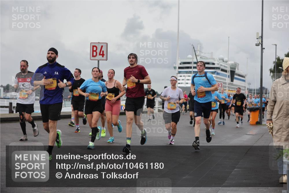 13.09.2026 - Kiel Lauf Andreas Tolksdorf http://msf.ph/oto/10461180 13.09.2026 12:01:44 Kiellinie 34, 4, 2869, 1213, 1497, 3 meine-sportfotos.de