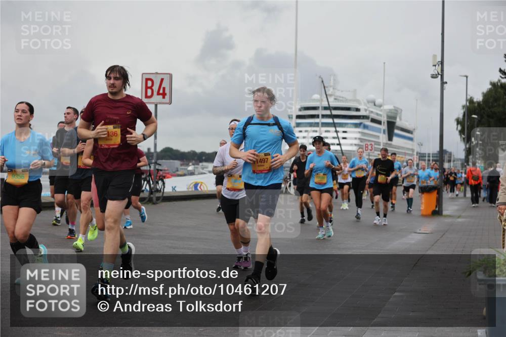 13.09.2026 - Kiel Lauf Andreas Tolksdorf http://msf.ph/oto/10461207 13.09.2026 12:01:45 Kiellinie 9356, 42, 195, 38, 136, 4, 1497, 12046, 3 meine-sportfotos.de