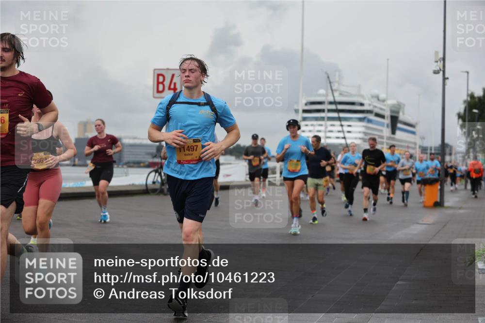 13.09.2026 - Kiel Lauf Andreas Tolksdorf http://msf.ph/oto/10461223 13.09.2026 12:01:46 Kiellinie 4, 39, 2869, 38, 11497 meine-sportfotos.de