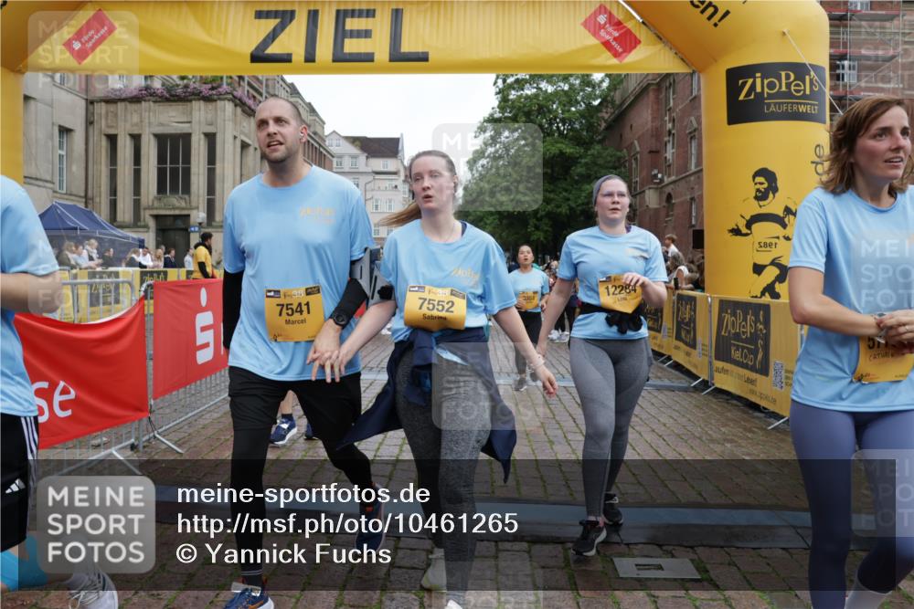 13.09.2026 - Kiel Lauf Yannick Fuchs http://msf.ph/oto/10461265 13.09.2026 09:53:31 Ziel 761, 802, 1417, 1499, 1718, 2886, 2948, 2978, 4920, 5779, 5789, 5988, 6180, 7185, 7429, 7541, 7552, 8260, 8353, 10495, 10929, 11059, 11073, 12284, 12493, 70, 175, 1718, 2058, 2399, 3205, 3581, 4920, 7140, 7143, 7226, 7495, 9568, 9707, 10275, 11312, 12417, 12468, 12493, 92, 852, 2657, 2691, 2748, 4144, 4539, 4626, 4803, 6254, 8502, 9057, 11872, 12390, 3581, 6241, 6613, 6845 meine-sportfotos.de