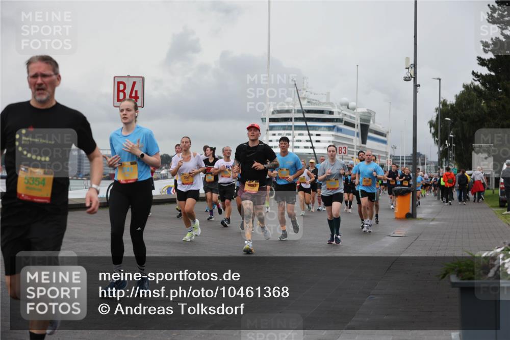13.09.2026 - Kiel Lauf Andreas Tolksdorf http://msf.ph/oto/10461368 13.09.2026 12:01:52 Kiellinie 5354, 4, 39, 8897, 3, 9192 meine-sportfotos.de